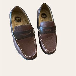 Men’s brown leather loafers- size 8